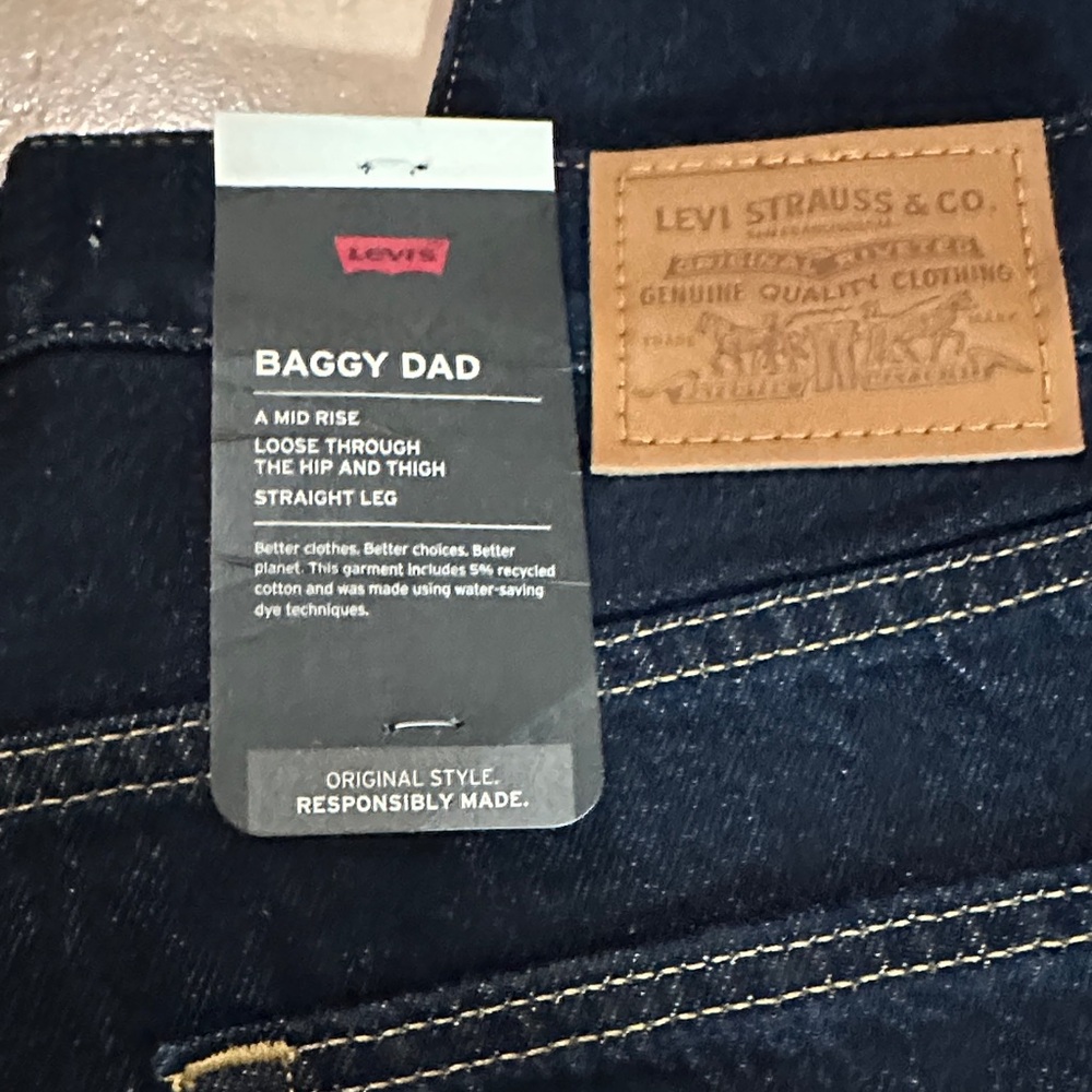 NWT HP Levi's Dark Blue Relaxed Jeans - Picture 10 of 13